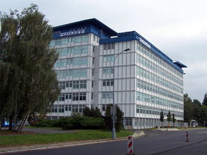 富士康出奇招 鼓励员工购买夏普家电，携手推动智能生活